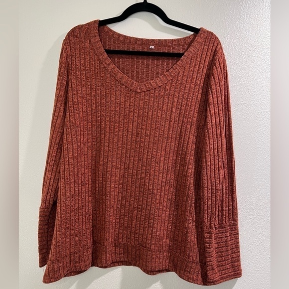 Women’s Boho Textured Sweater in size M - rust color - Picture 1 of 7
